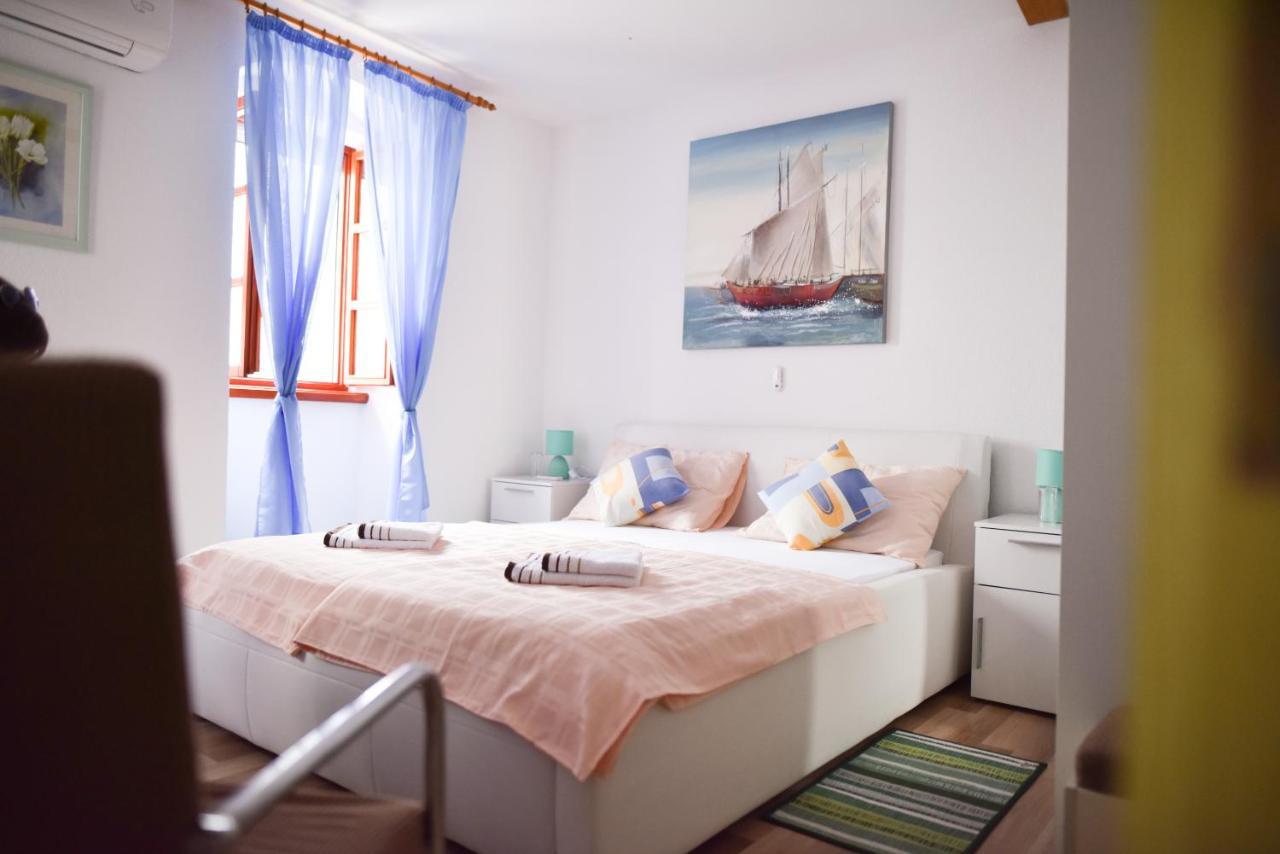 Luka'S Amber Rooms In The Center Of トロギール エクステリア 写真